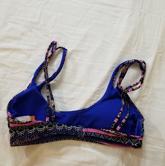 Bundle 2 Bikini Tops Victoria's Secret Size Small - Picture 11 of 12